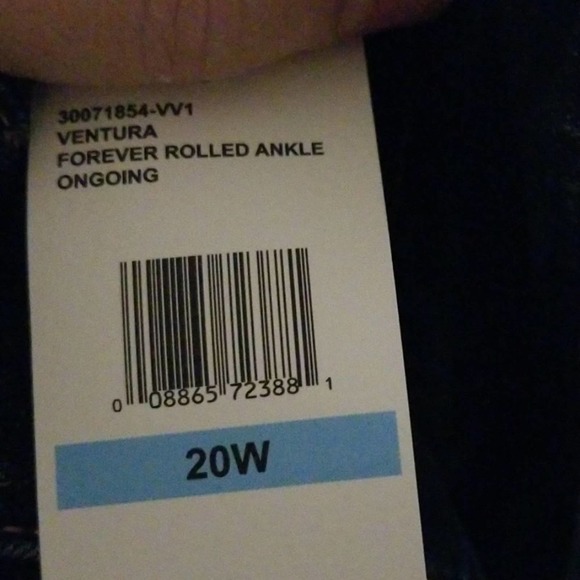 Jessica Simpson Ventura forever cropped rolled jeans plus size 20 - Picture 8 of 8